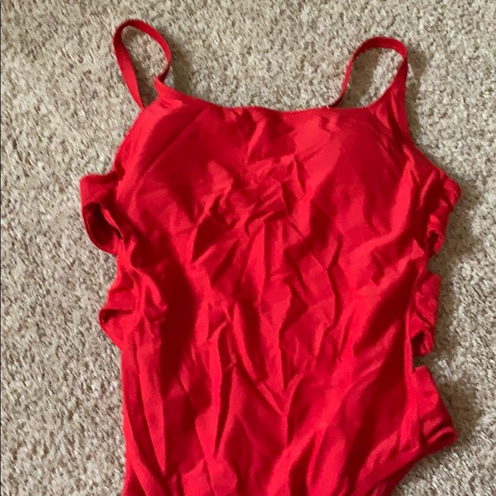 Cut out side one piece